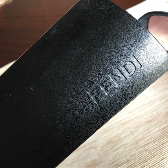 Fendi Women’s Prescription Sunglasses W/ Case - Picture 5 of 8